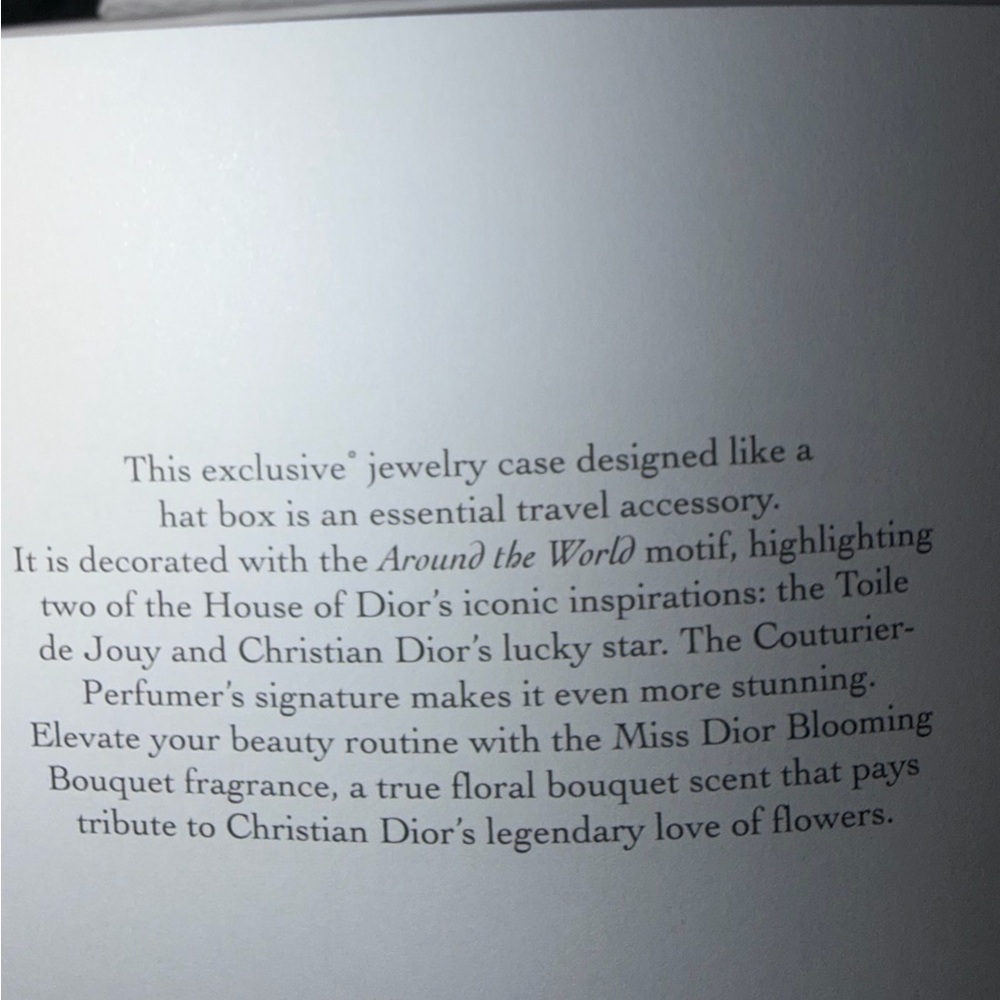 Dior Gold Member Birthday Gift Jewelry Box - Picture 4 of 4
